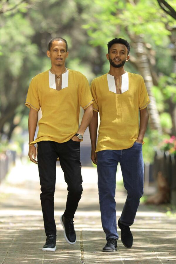 Yellow men's top H001