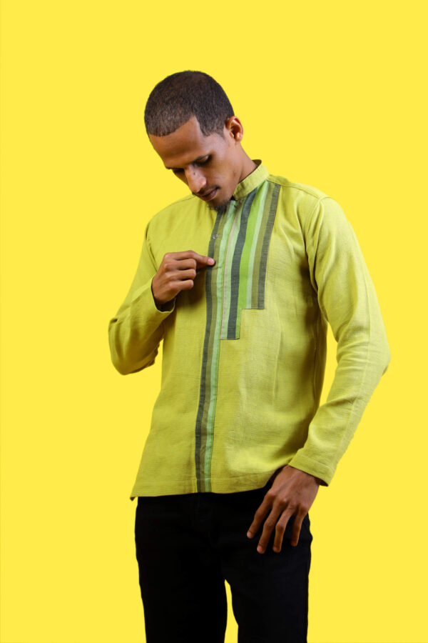 Yellow green men Top L011