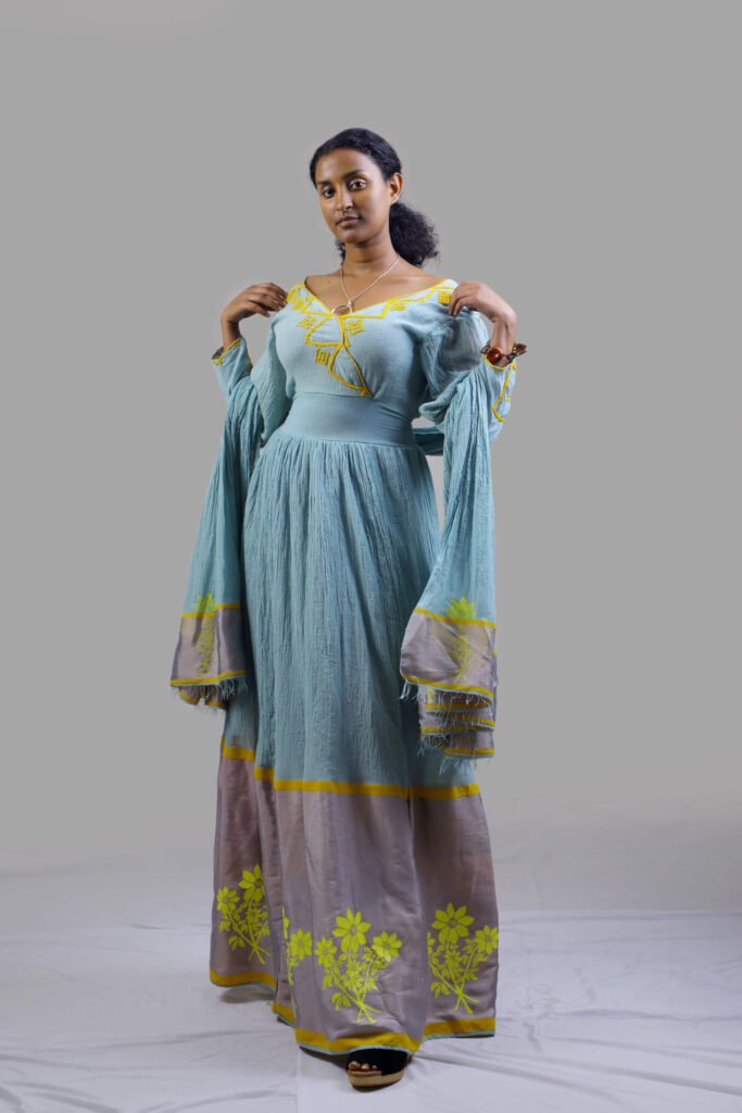 Light blue dress L027